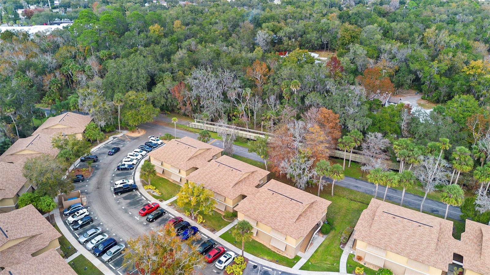 Image 25 of 30 For 140 Orchid Woods Court 17b