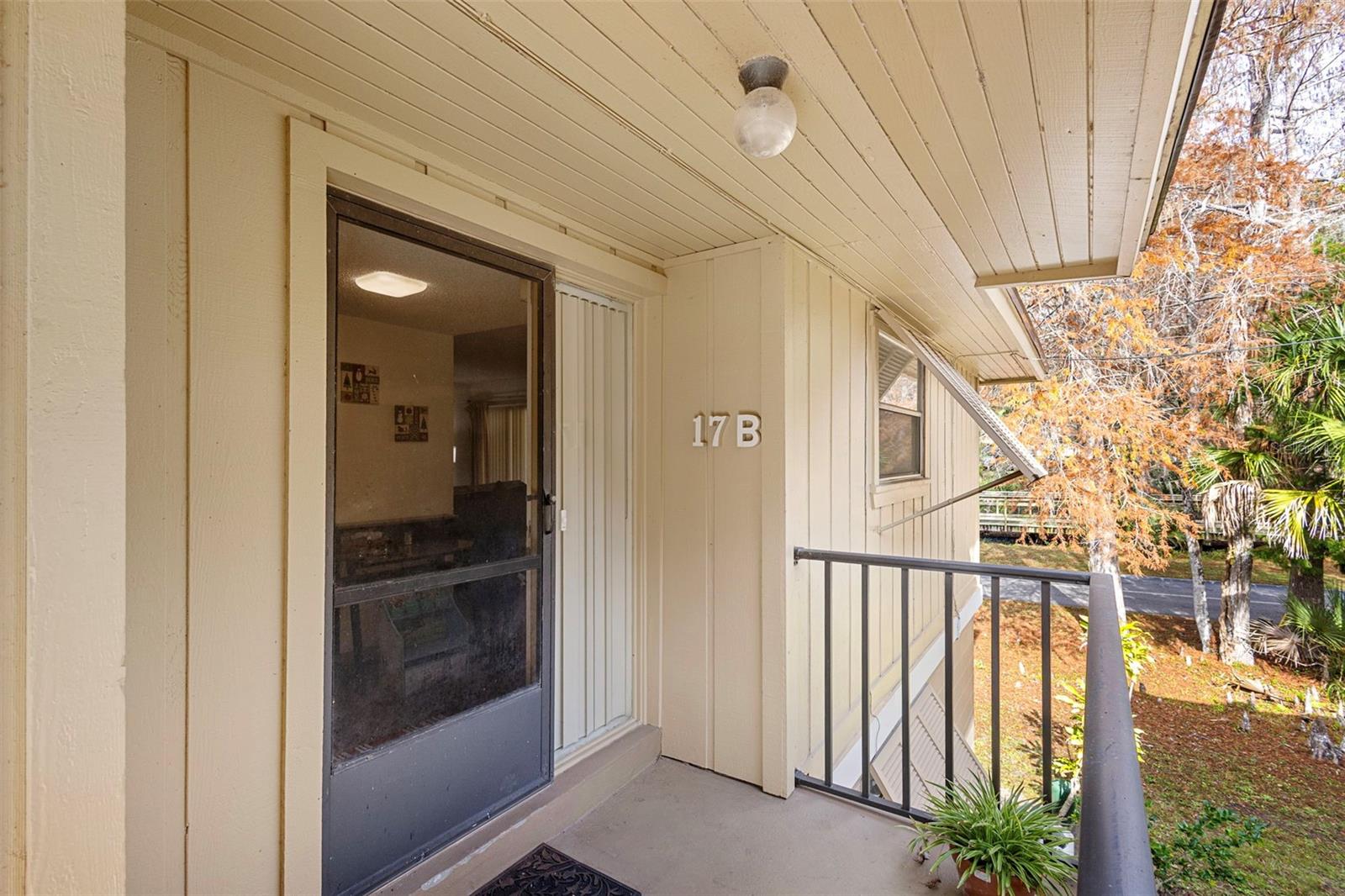 Image 6 of 30 For 140 Orchid Woods Court 17b