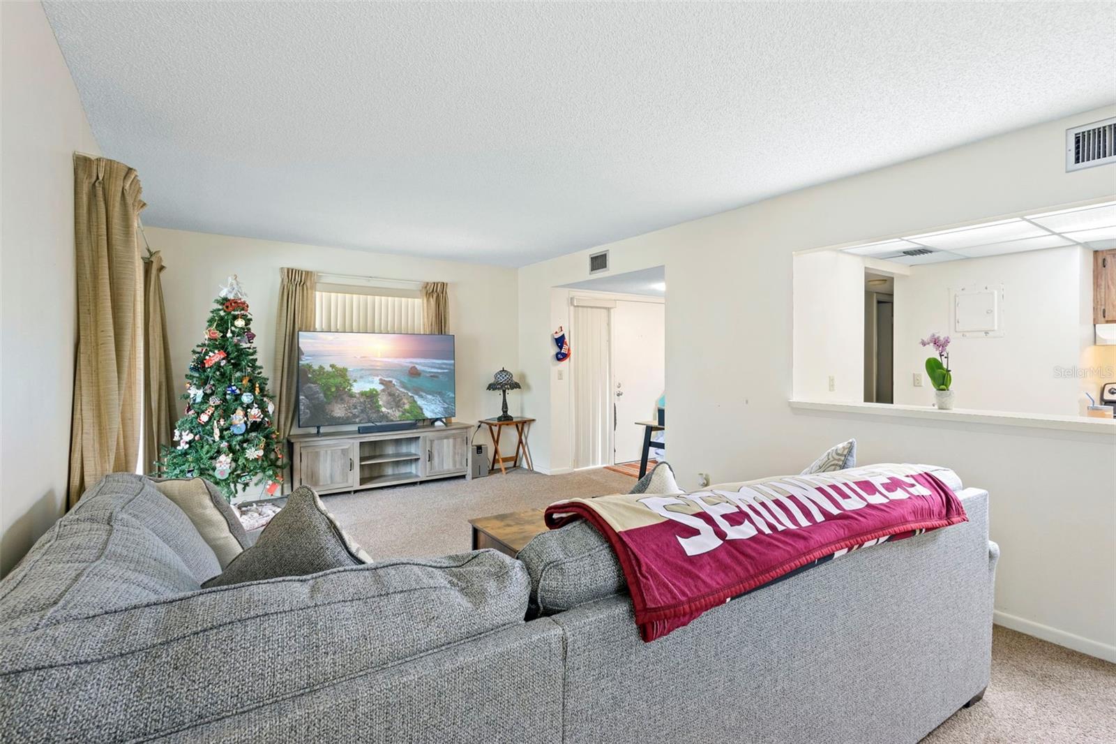 Image 8 of 30 For 140 Orchid Woods Court 17b