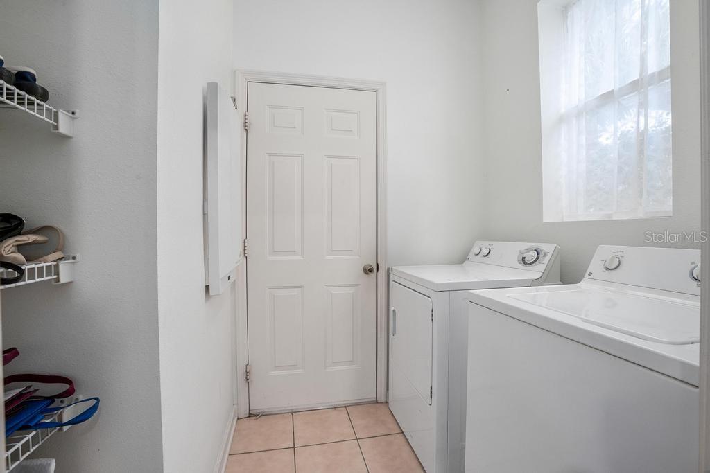 Image 14 of 29 For 104 Overton Gardens Lane