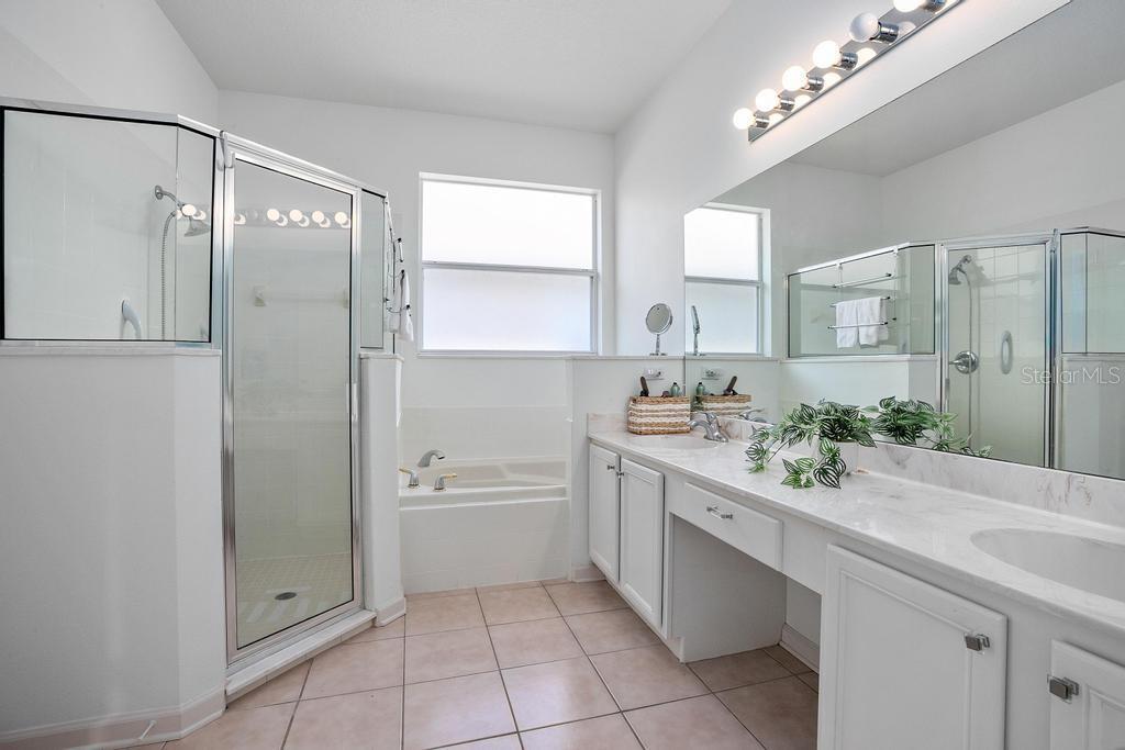 Image 19 of 29 For 104 Overton Gardens Lane