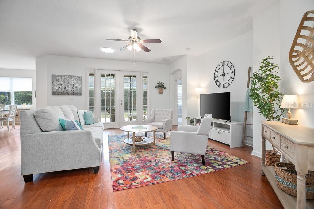 Image 6 of 29 For 104 Overton Gardens Lane