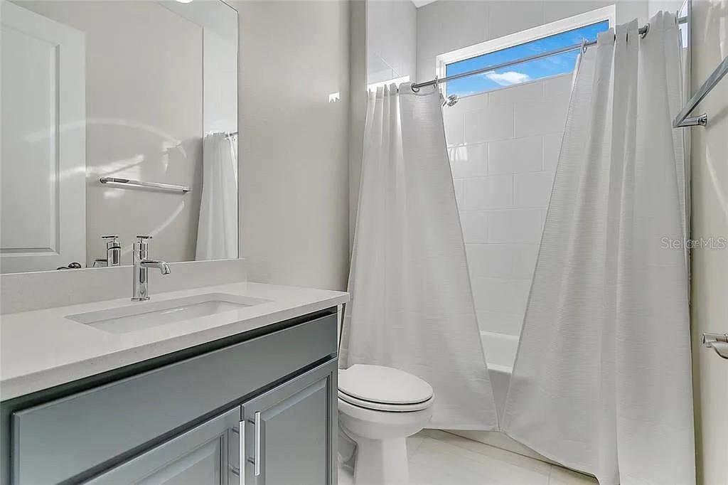 Image 20 of 32 For 891 Megano Boulevard