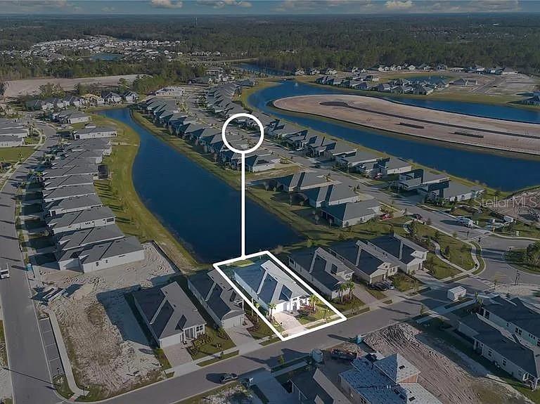 Image 27 of 32 For 891 Megano Boulevard