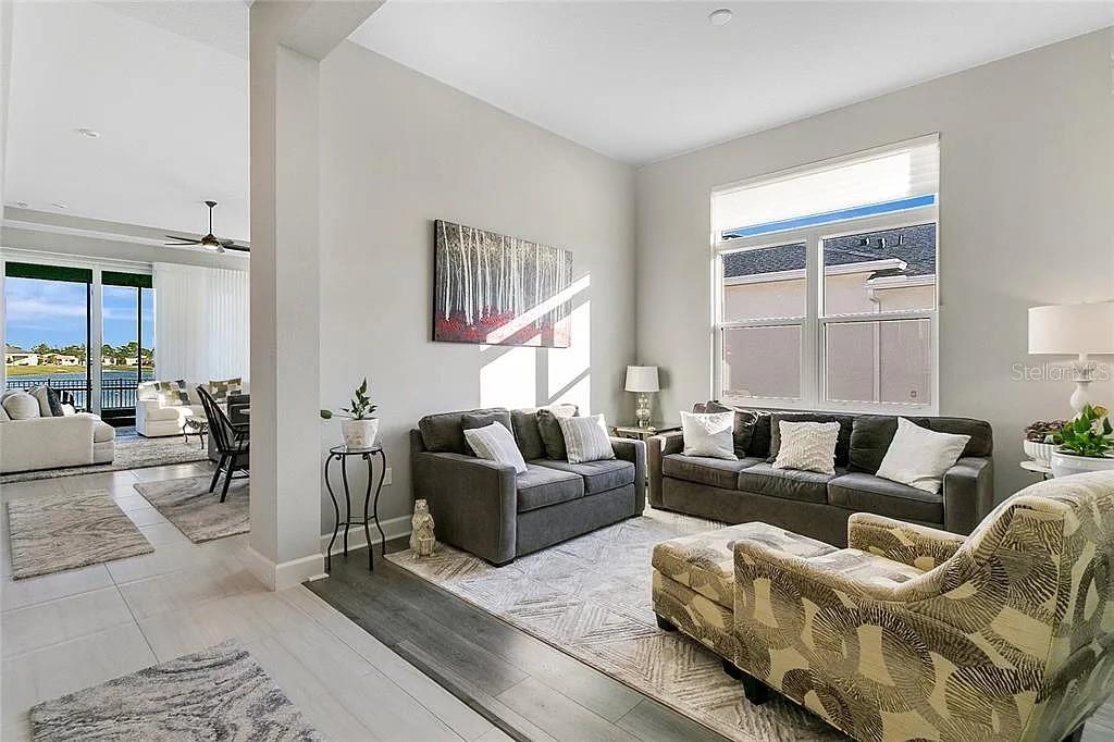 Image 6 of 32 For 891 Megano Boulevard