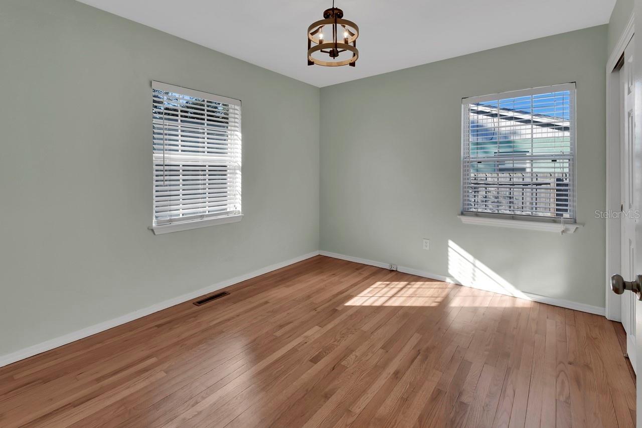 Image 13 of 31 For 616 Minnesota Avenue