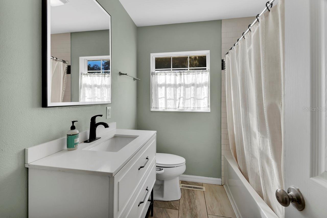 Image 15 of 31 For 616 Minnesota Avenue