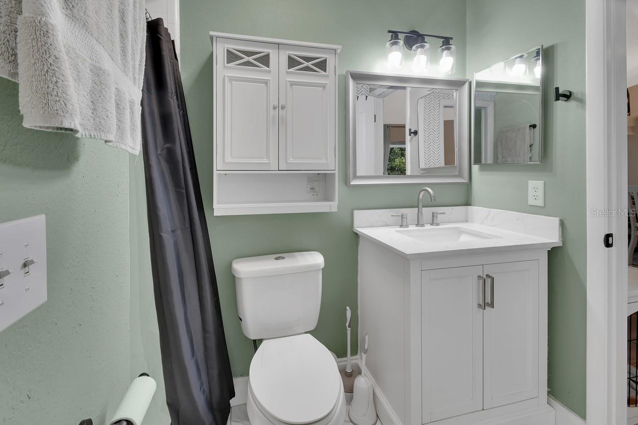 Image 16 of 25 For 415 Westwood Avenue