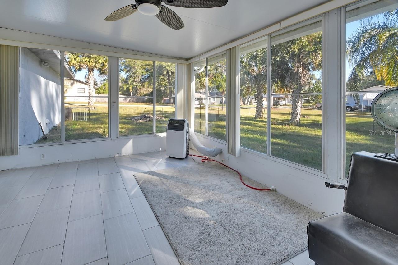 Image 19 of 25 For 415 Westwood Avenue