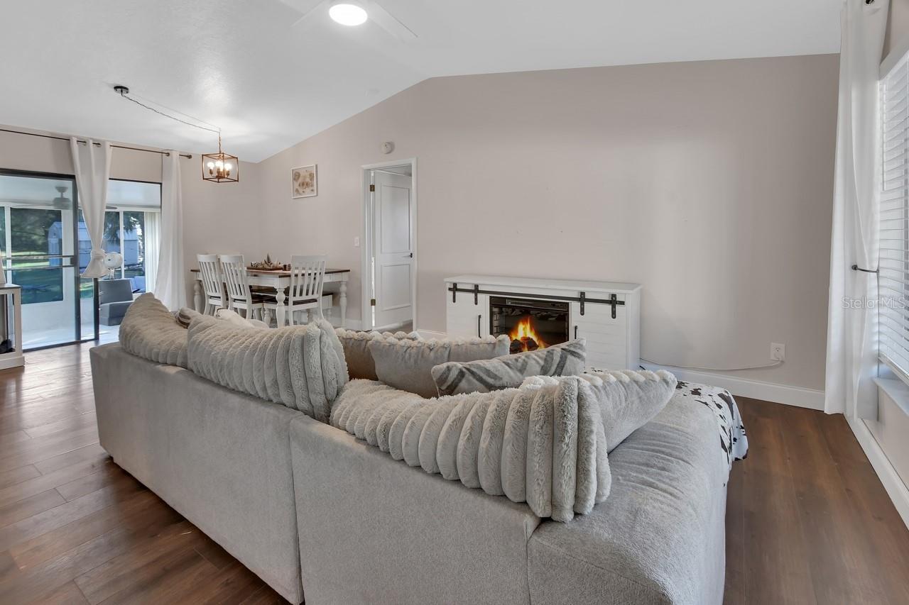 Image 3 of 25 For 415 Westwood Avenue