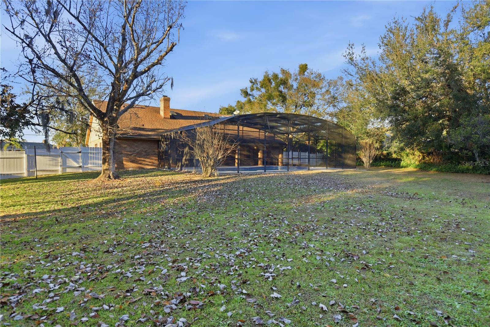 Image 42 of 47 For 525 Summerhaven Drive