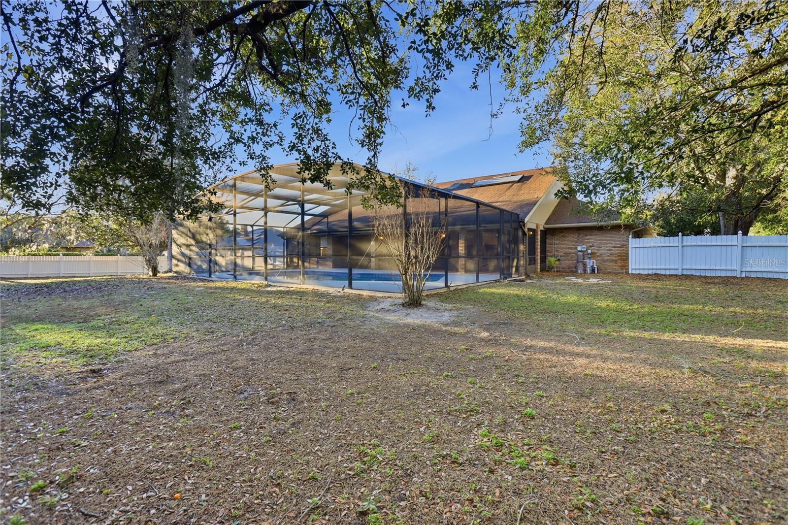 Image 45 of 47 For 525 Summerhaven Drive