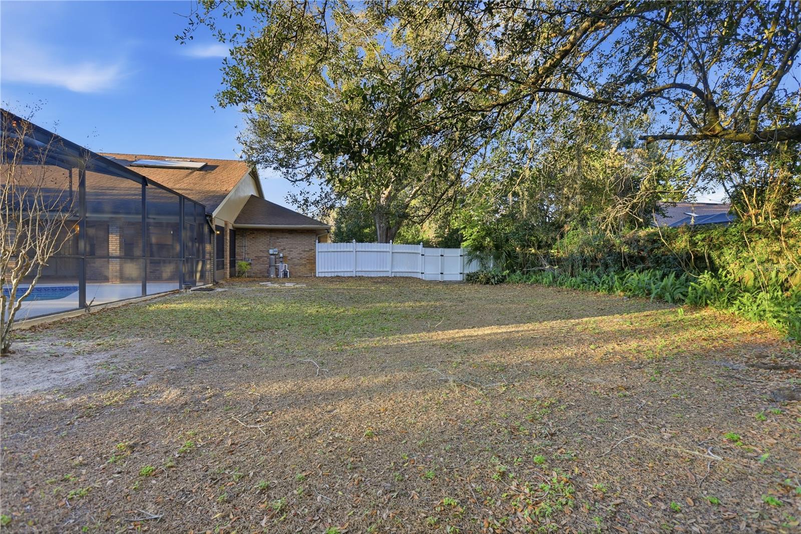 Image 46 of 47 For 525 Summerhaven Drive