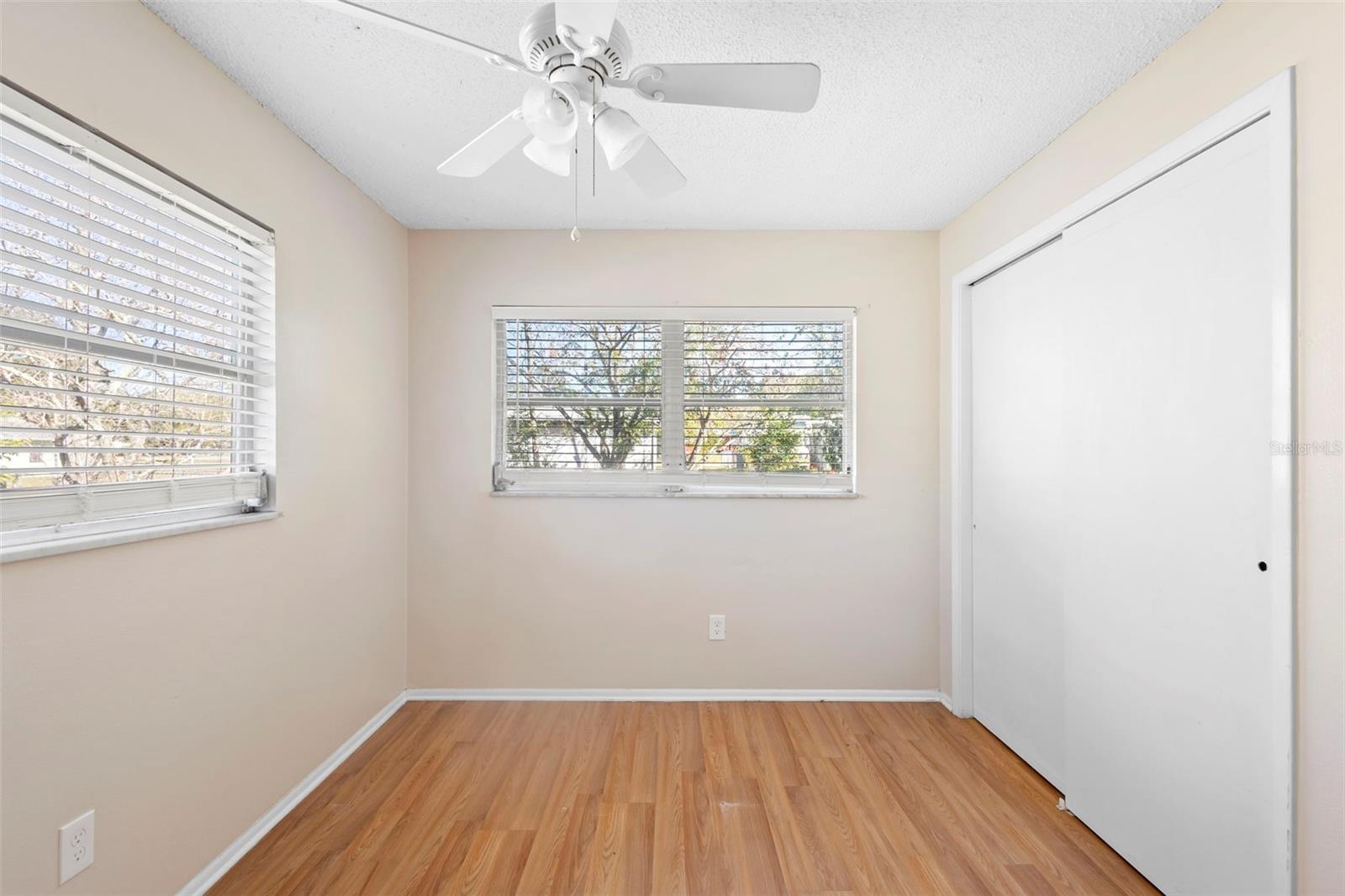 Image 24 of 31 For 2373 Fairgren Avenue