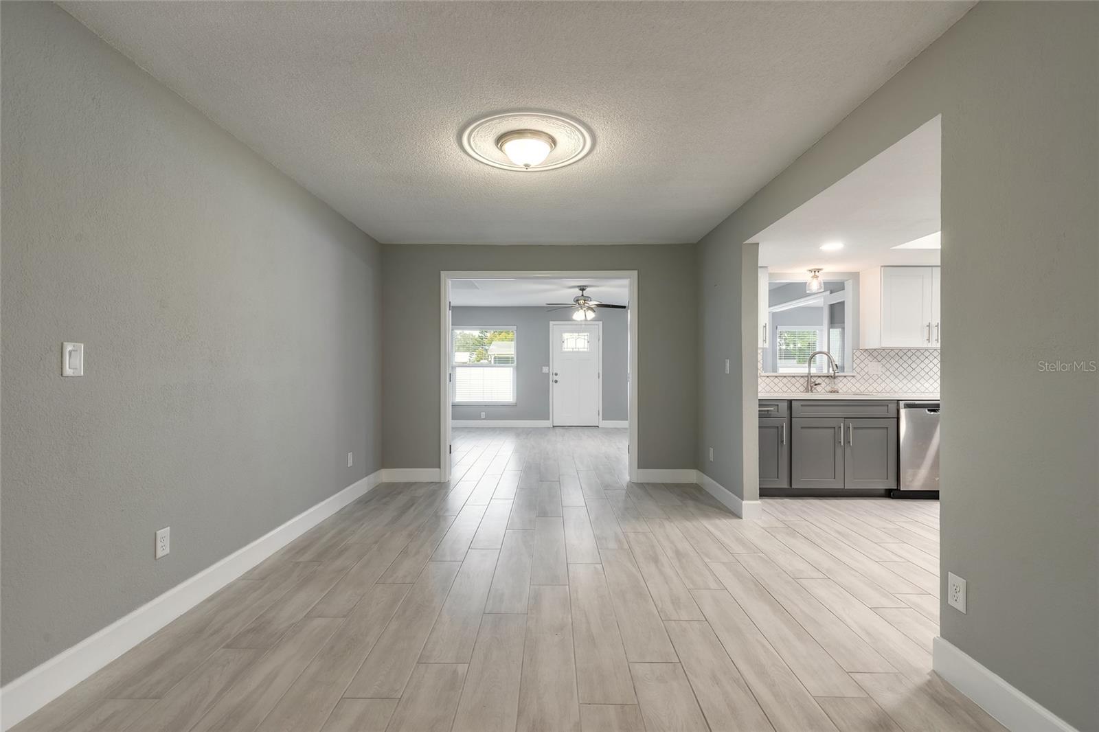 Image 13 of 50 For 2509 Milton Avenue