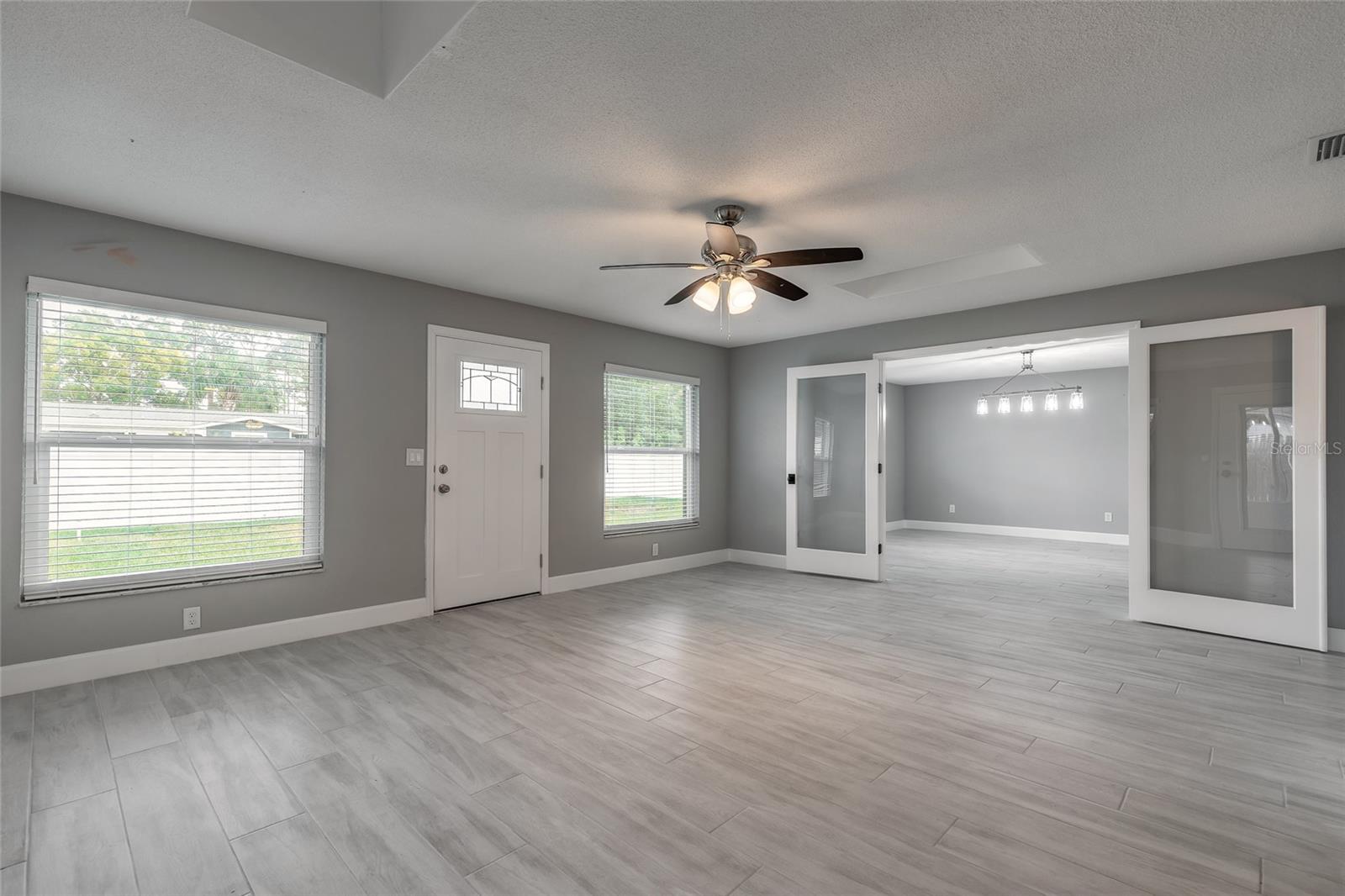 Image 27 of 50 For 2509 Milton Avenue