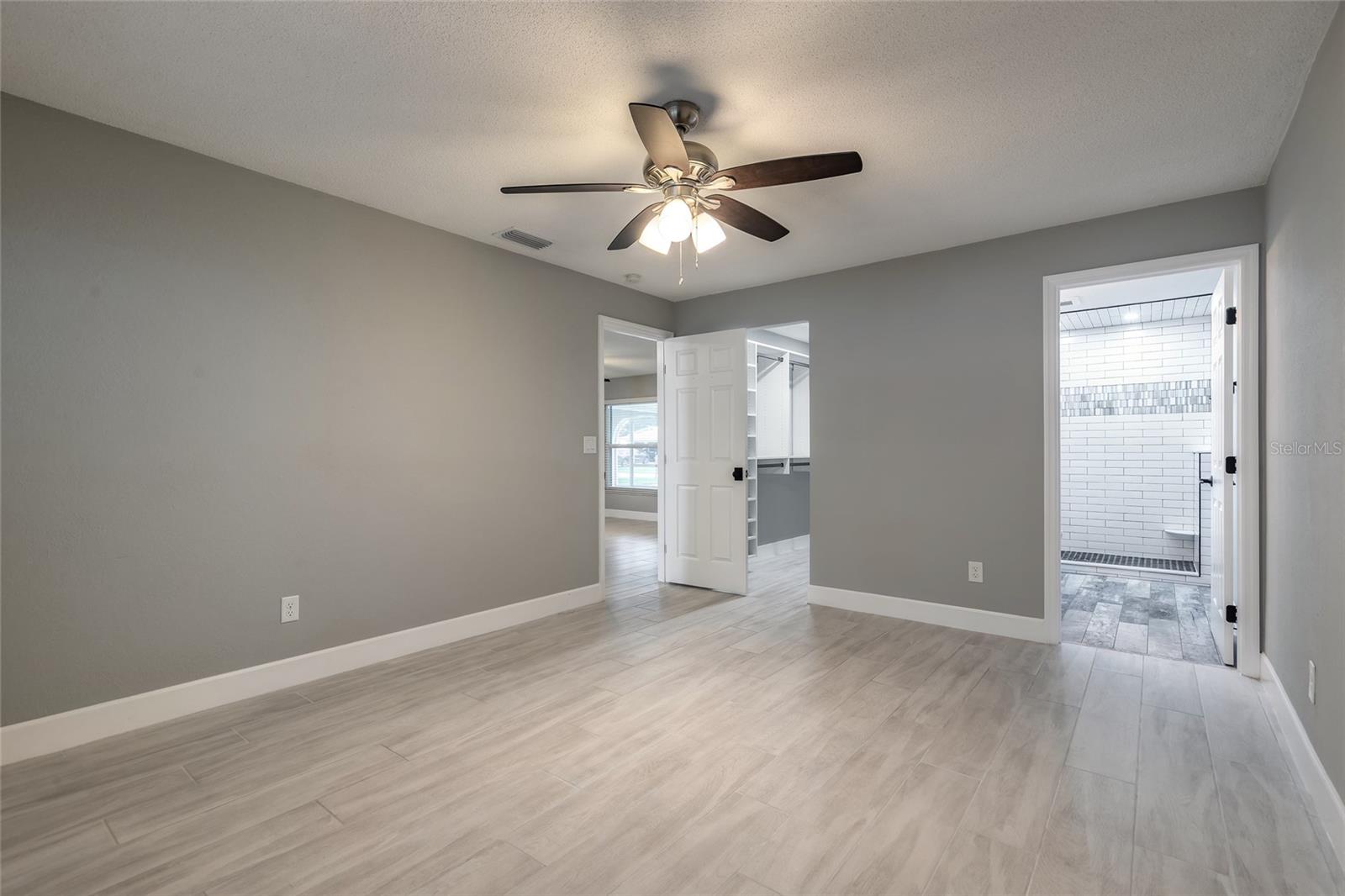 Image 29 of 50 For 2509 Milton Avenue