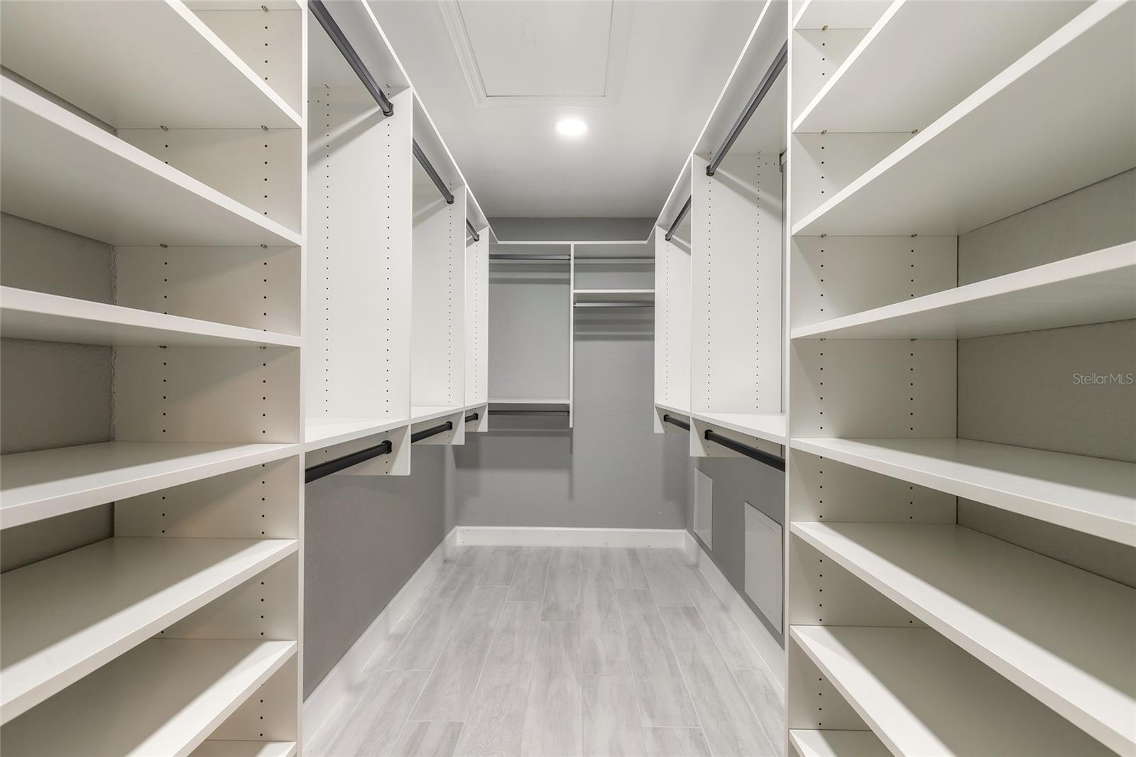 Image 31 of 50 For 2509 Milton Avenue