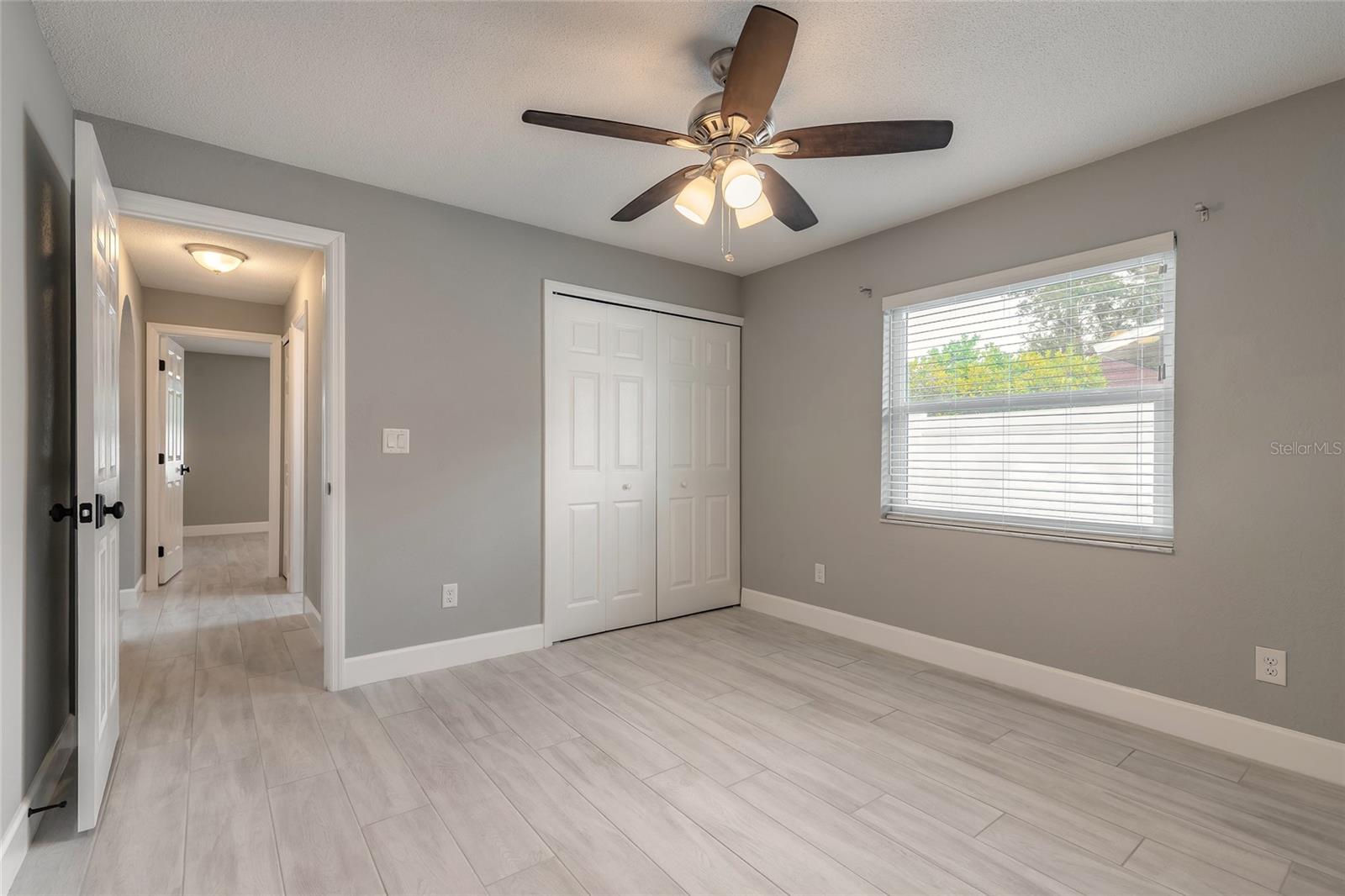 Image 33 of 50 For 2509 Milton Avenue