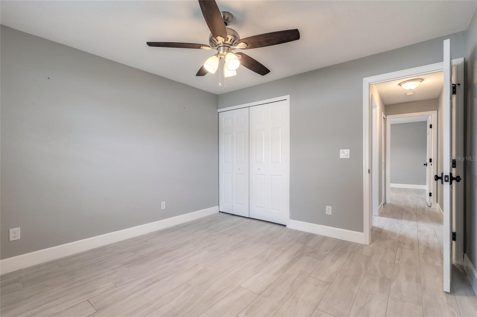 Image 36 of 50 For 2509 Milton Avenue