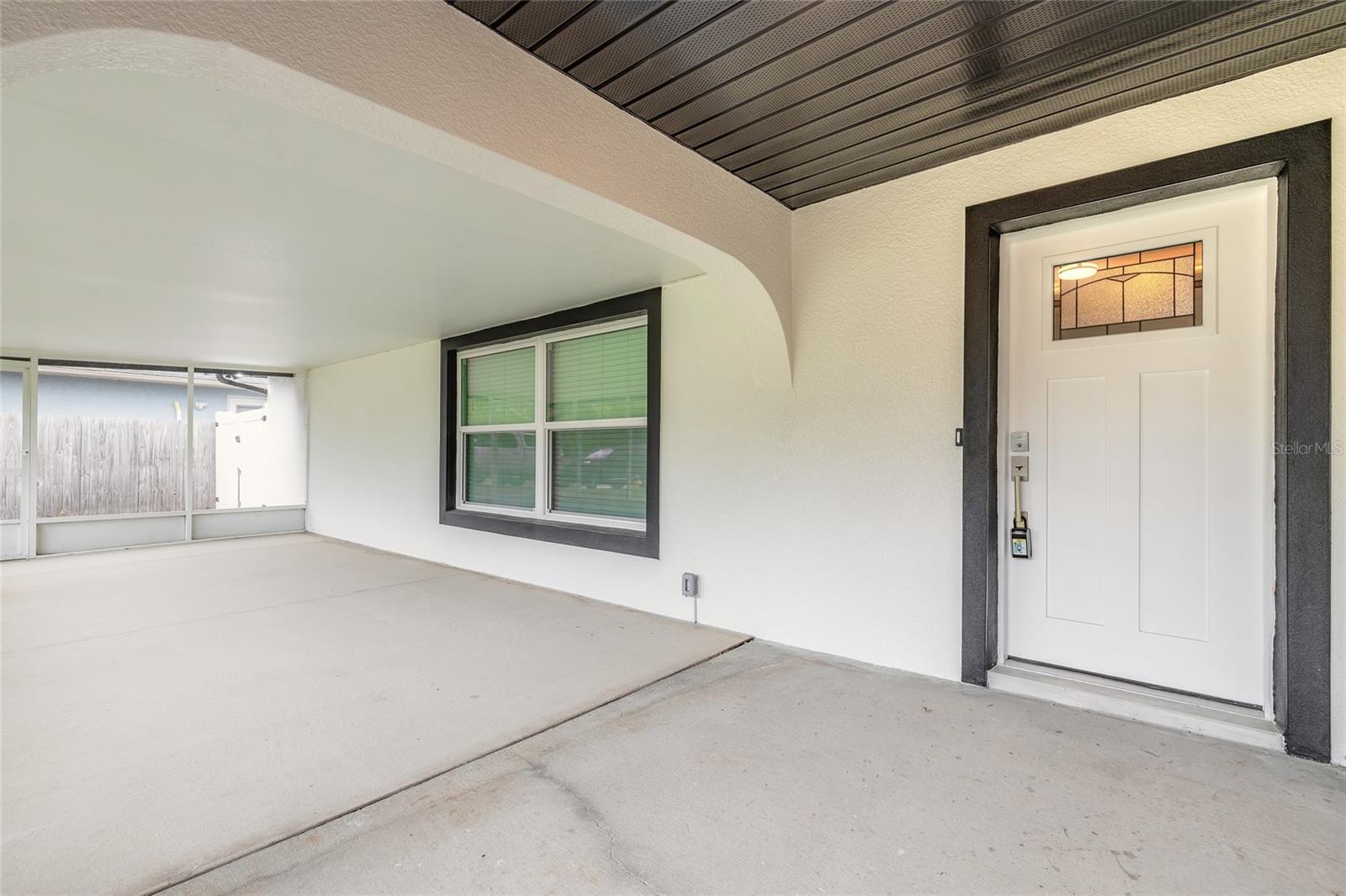 Image 4 of 50 For 2509 Milton Avenue