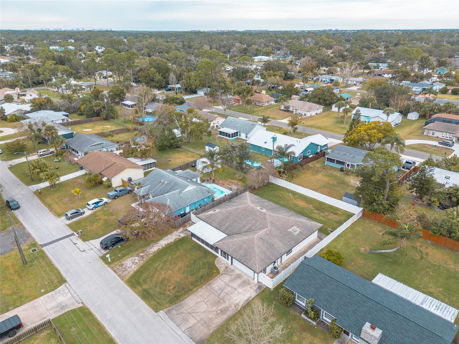 Image 43 of 50 For 2509 Milton Avenue