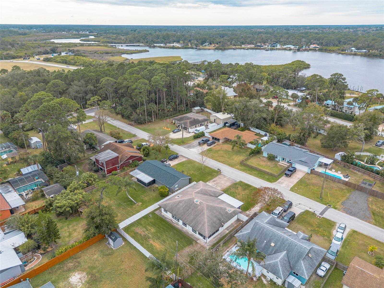 Image 47 of 50 For 2509 Milton Avenue