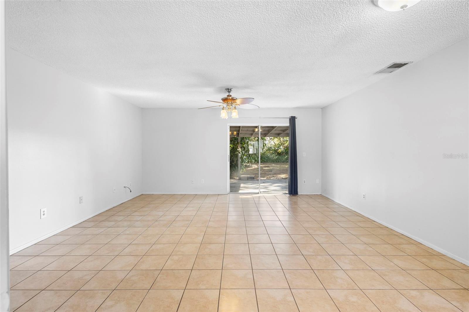 Image 13 of 31 For 991 Centennial Avenue