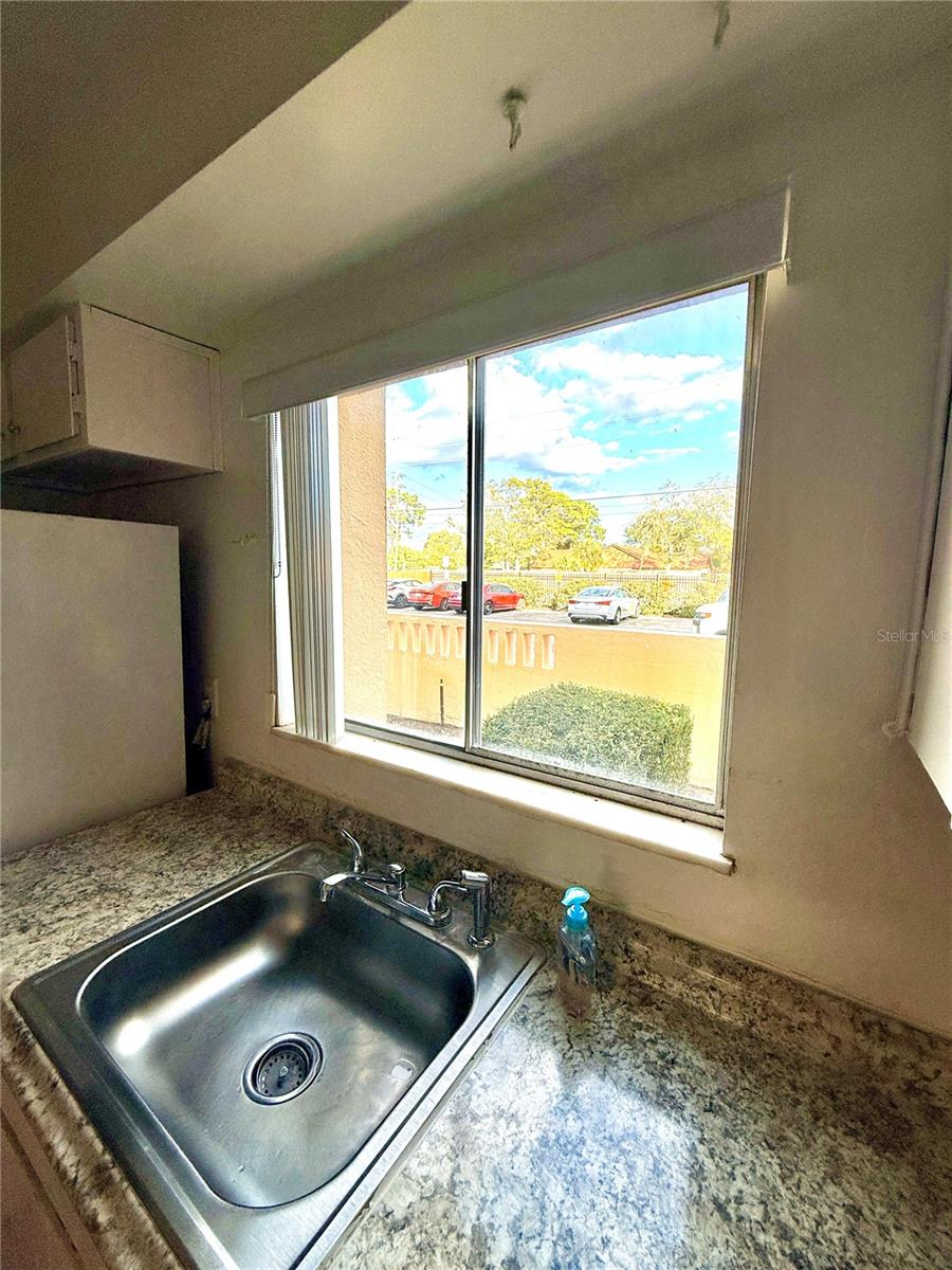 Image 10 of 41 For 1000 Lake Of The Woods Boulevard 104a