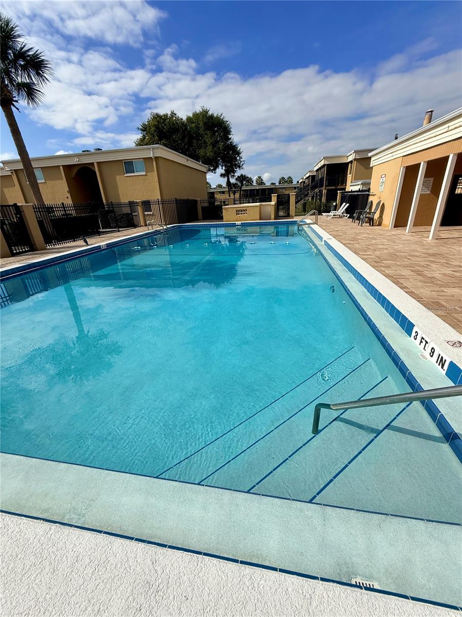 Image 30 of 41 For 1000 Lake Of The Woods Boulevard 104a