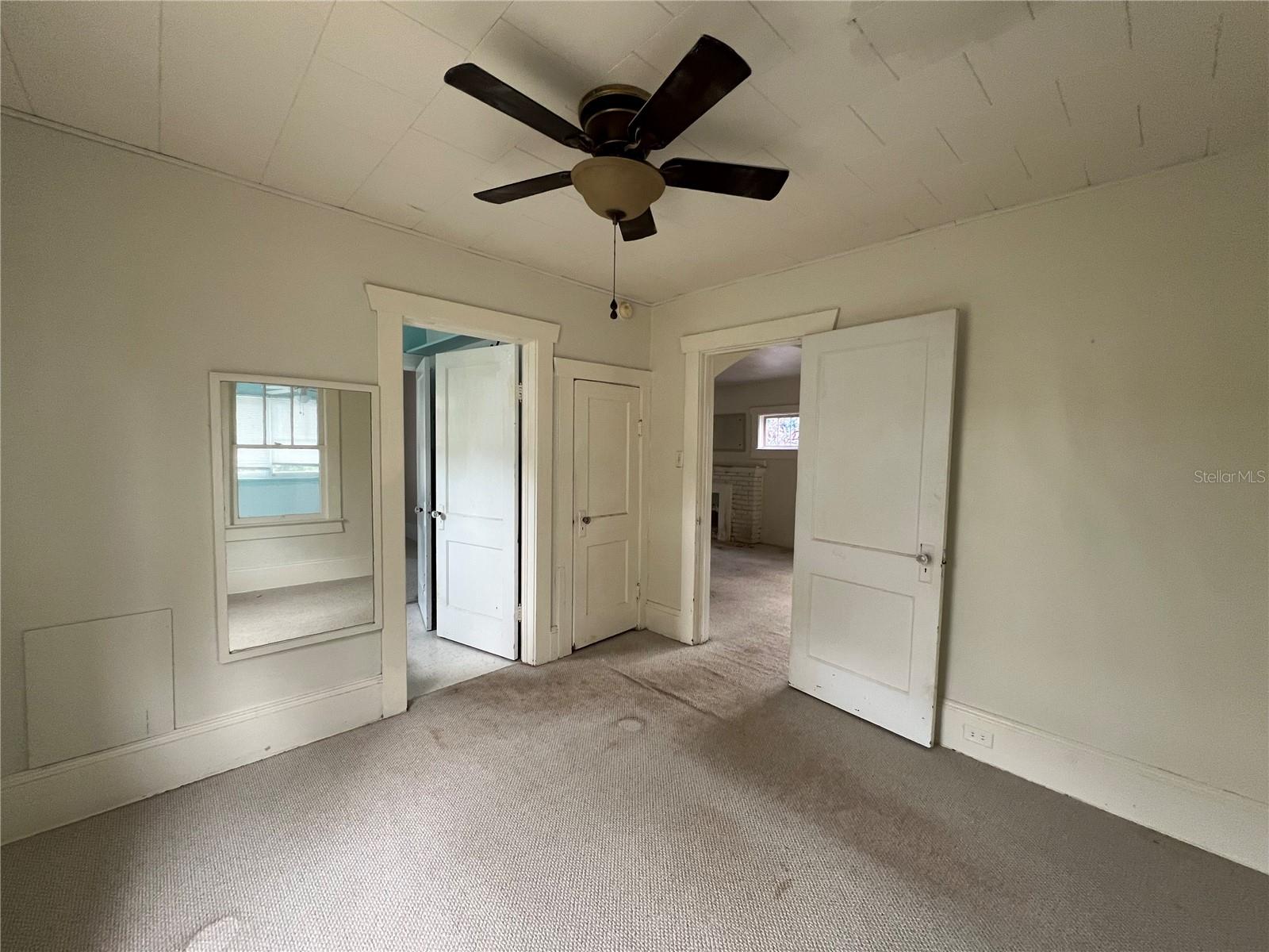 Image 11 of 14 For 351 New York Avenue