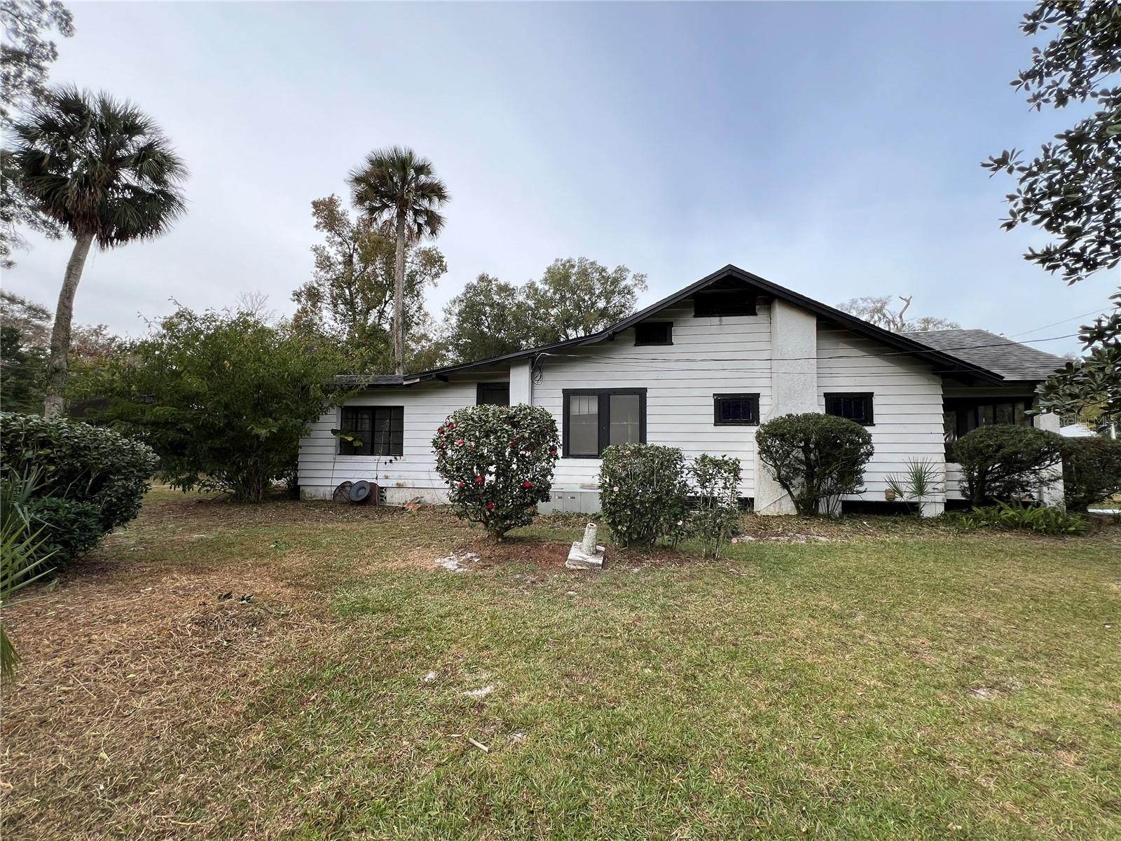 Image 3 of 14 For 351 New York Avenue