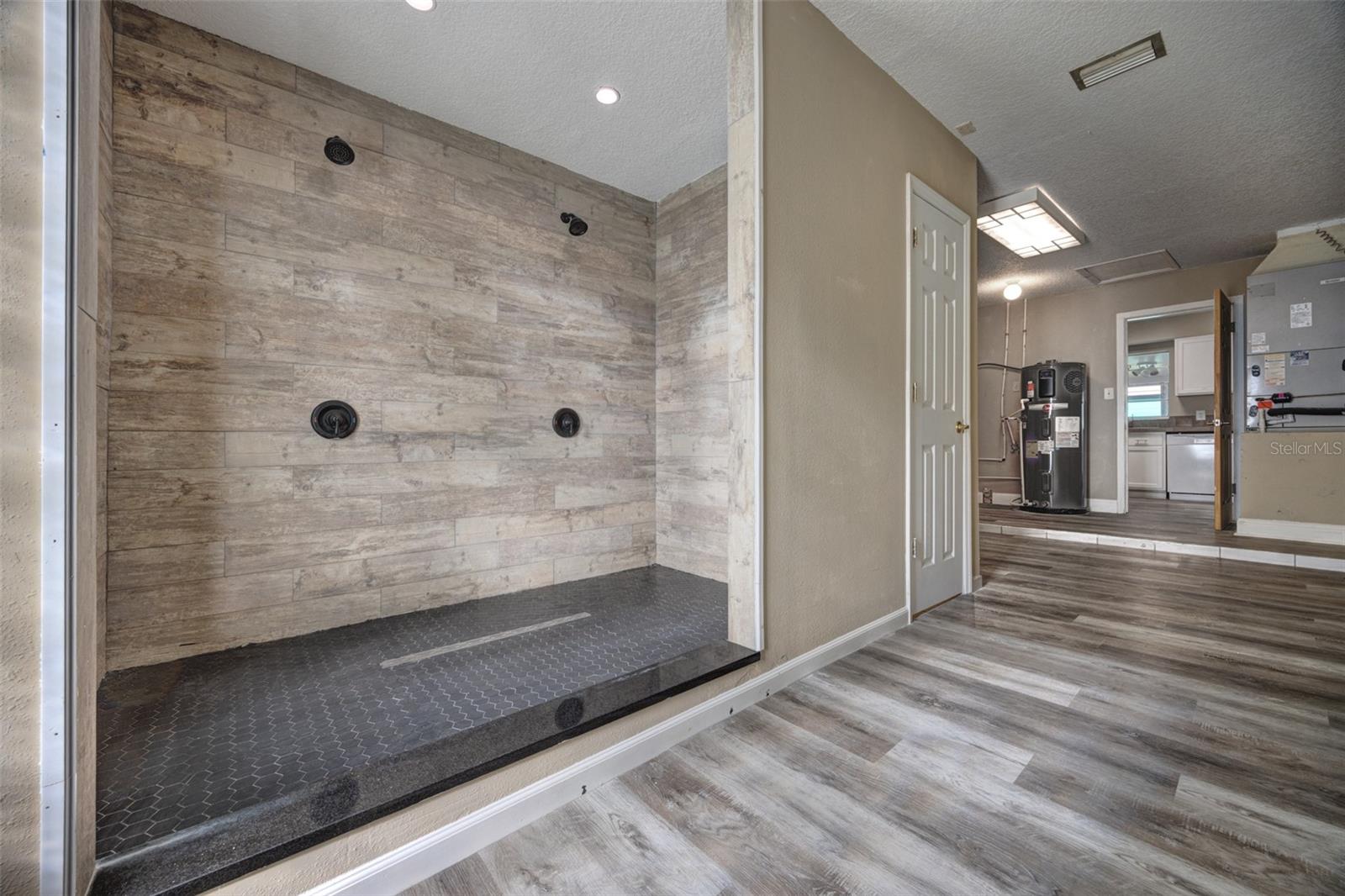 Image 12 of 36 For 444 Main Street