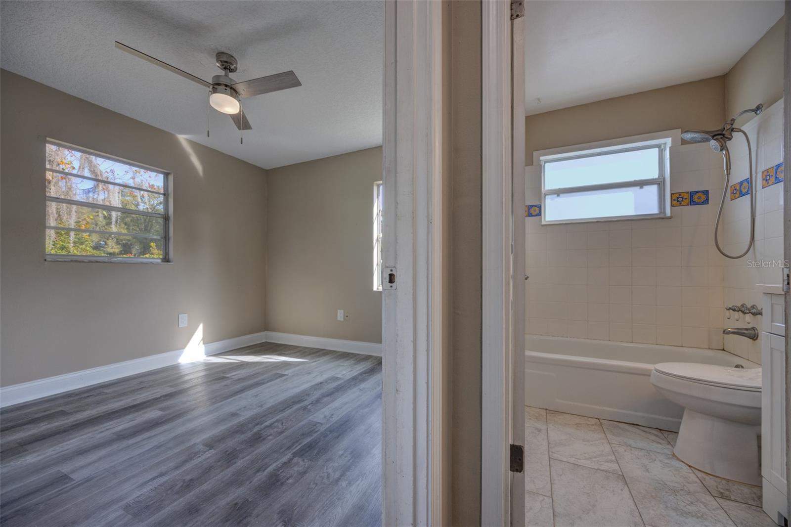 Image 18 of 36 For 444 Main Street