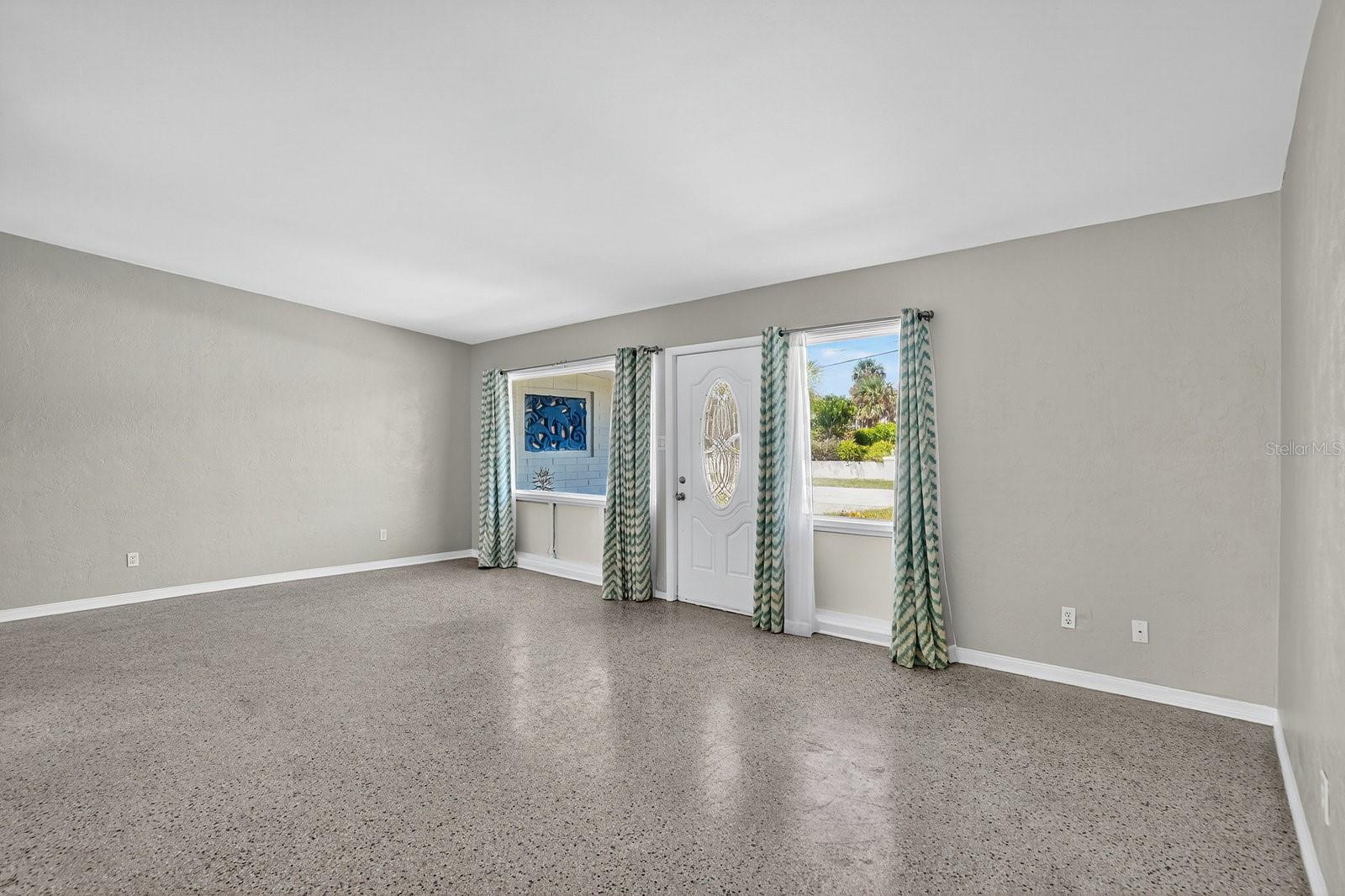 Image 5 of 41 For 41 Cindy Lane