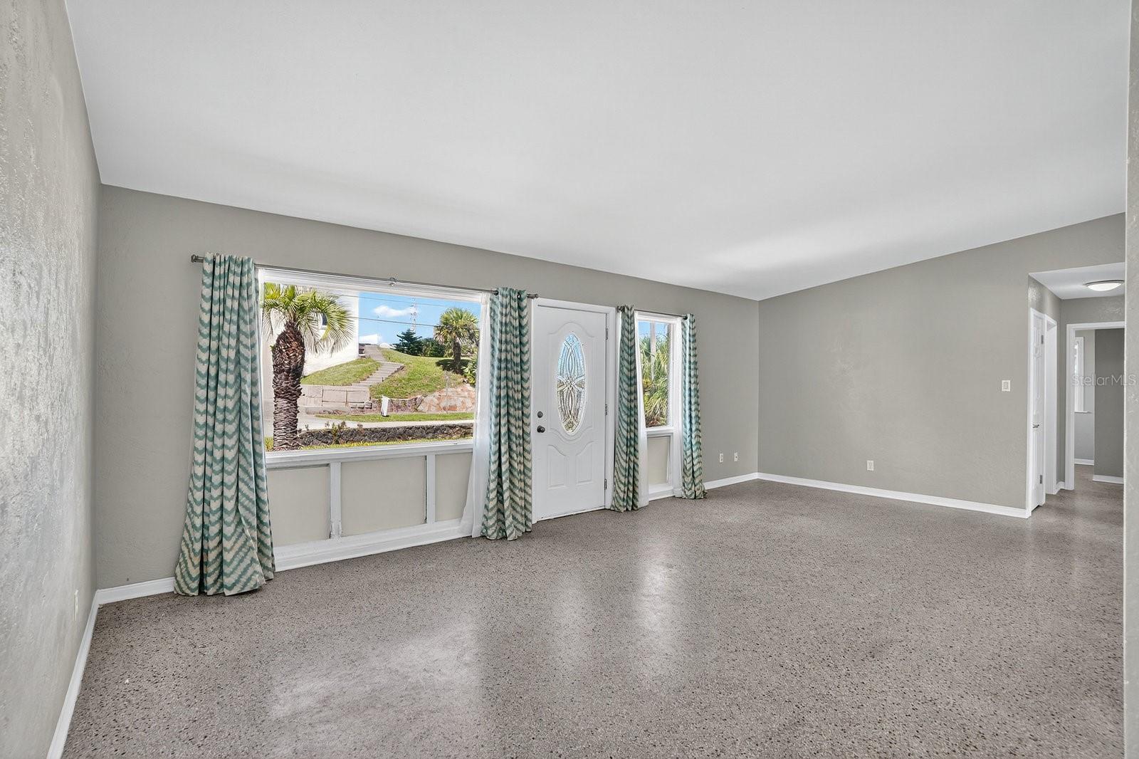 Image 6 of 41 For 41 Cindy Lane