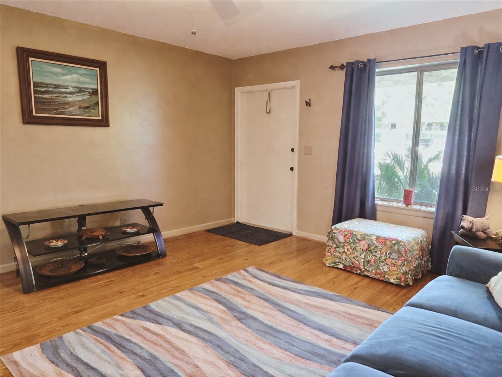 Image 3 of 13 For 6495 Chasewood Drive B