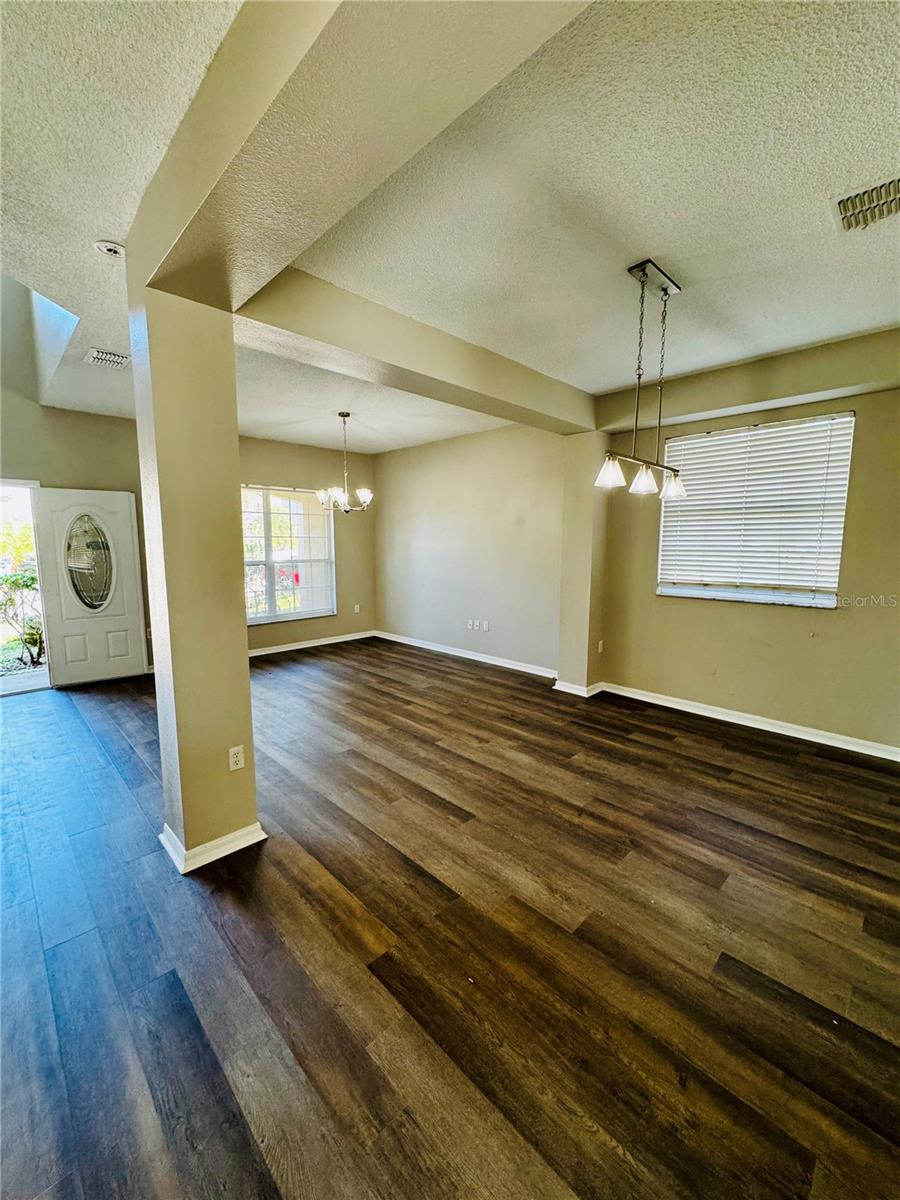 Image 16 of 28 For 3707 Andover Cay Boulevard