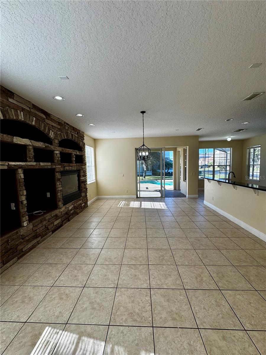 Image 11 of 39 For 14508 Cedar Branch Way