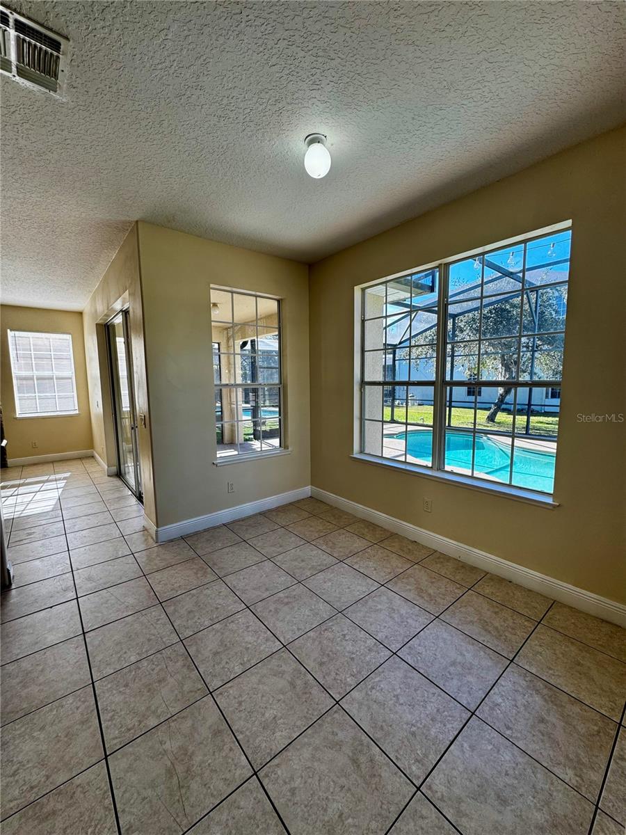 Image 6 of 39 For 14508 Cedar Branch Way