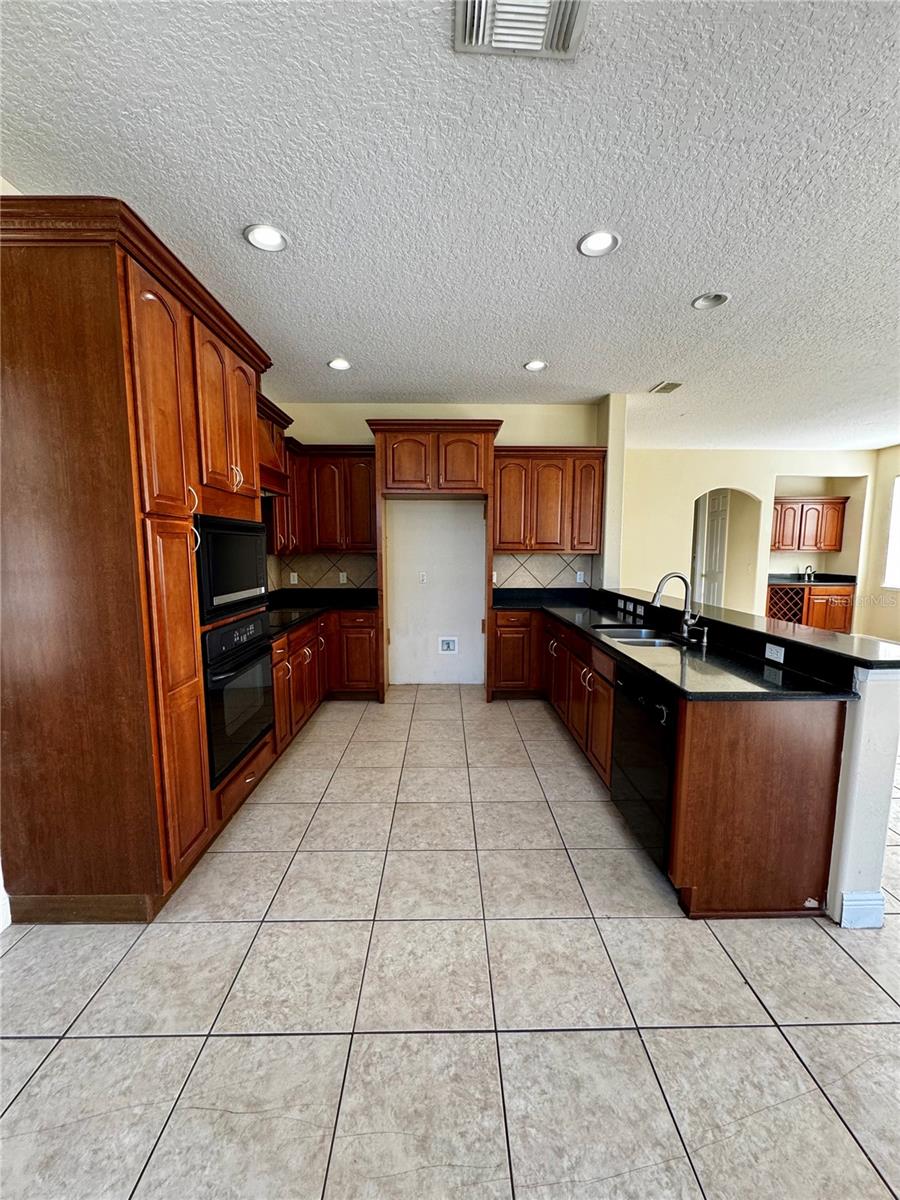 Image 7 of 39 For 14508 Cedar Branch Way