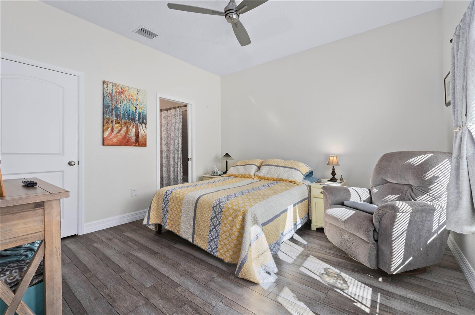 Image 22 of 32 For 1212 Reynolds Road