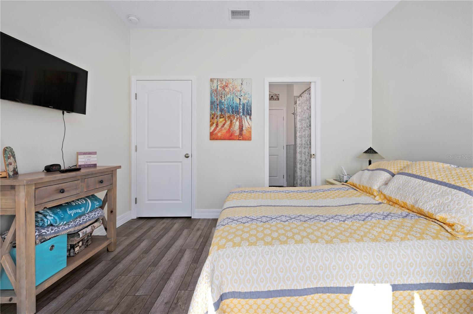 Image 24 of 32 For 1212 Reynolds Road