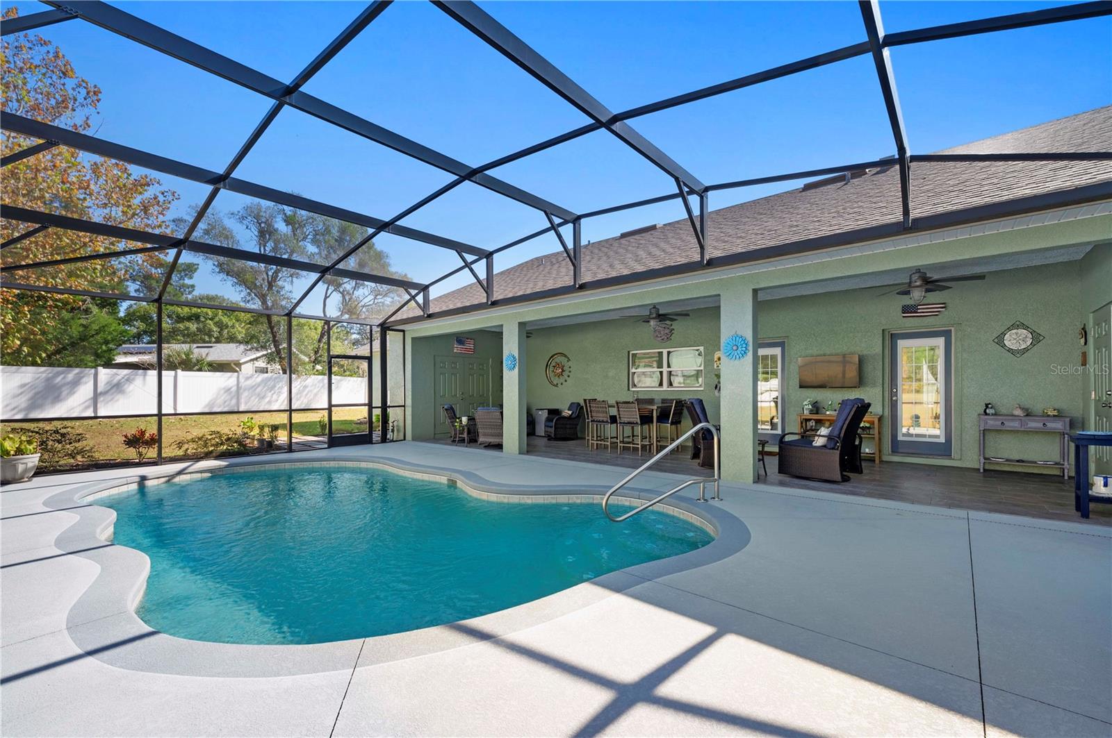 Image 4 of 32 For 1212 Reynolds Road