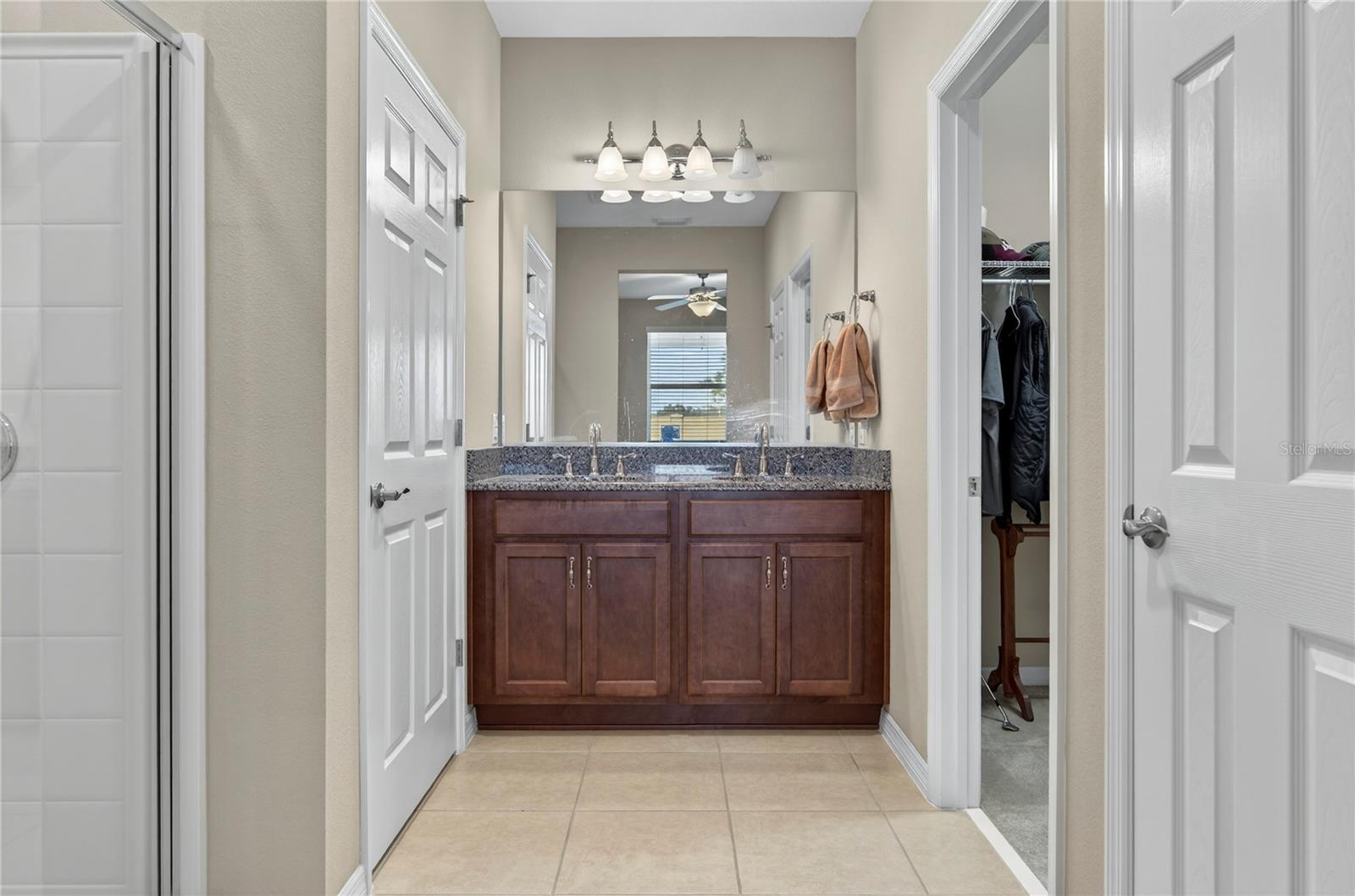 Image 22 of 75 For 3947 46th Terrace