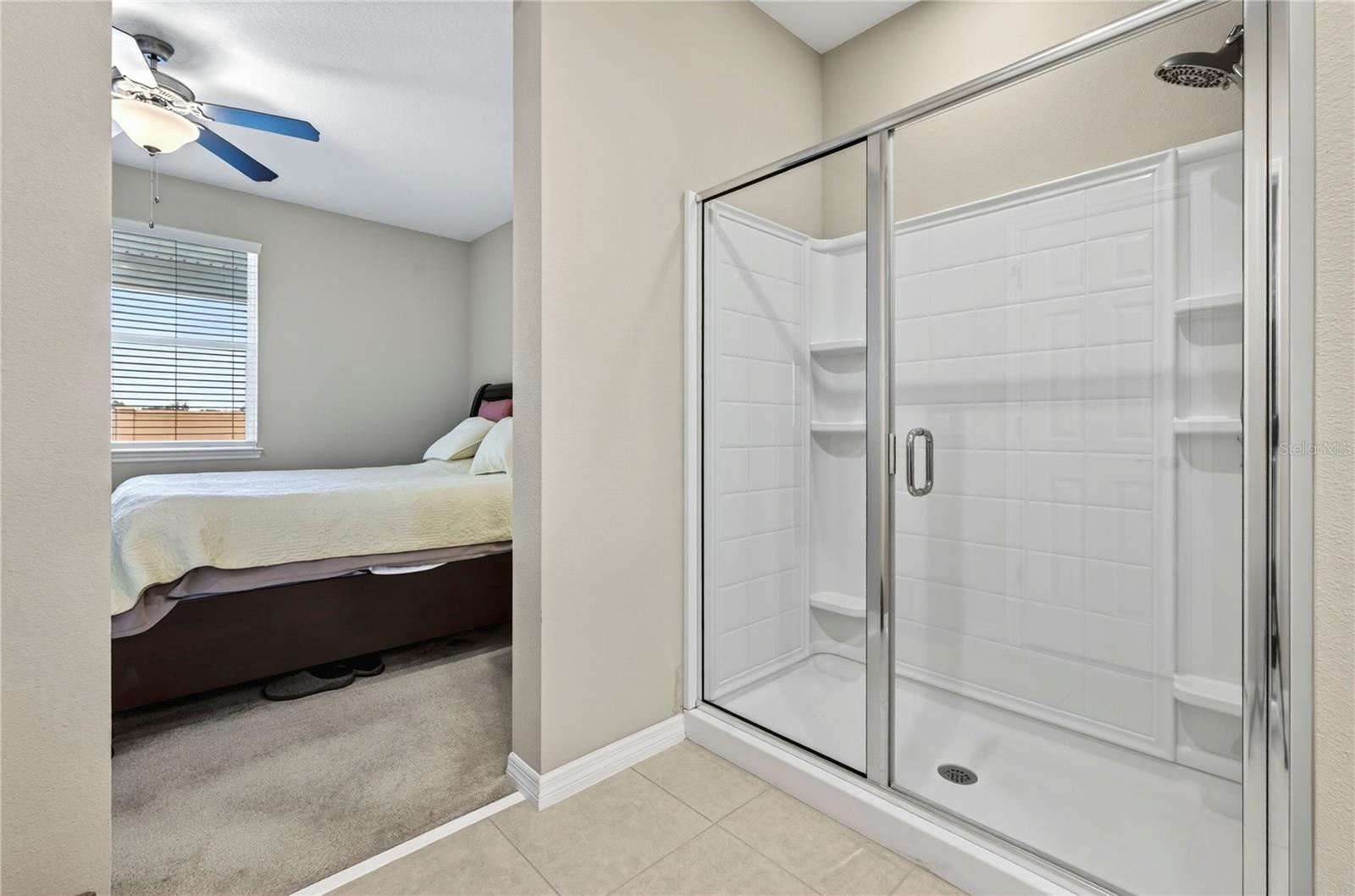 Image 24 of 75 For 3947 46th Terrace