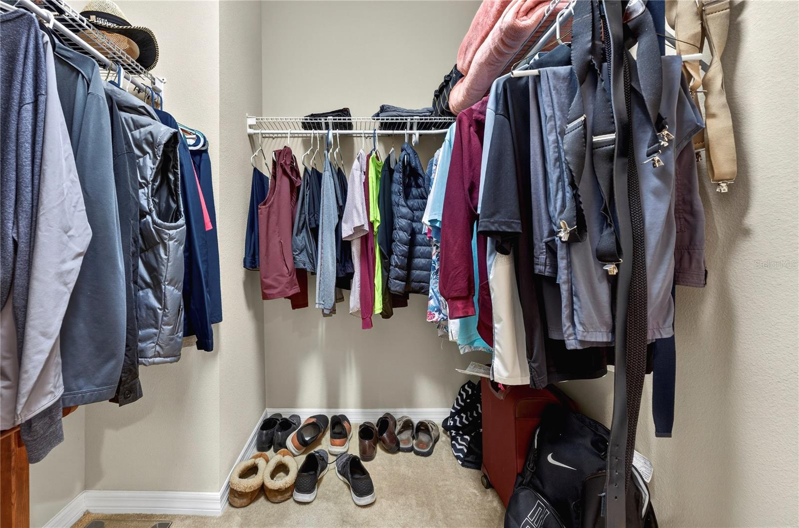 Image 26 of 75 For 3947 46th Terrace