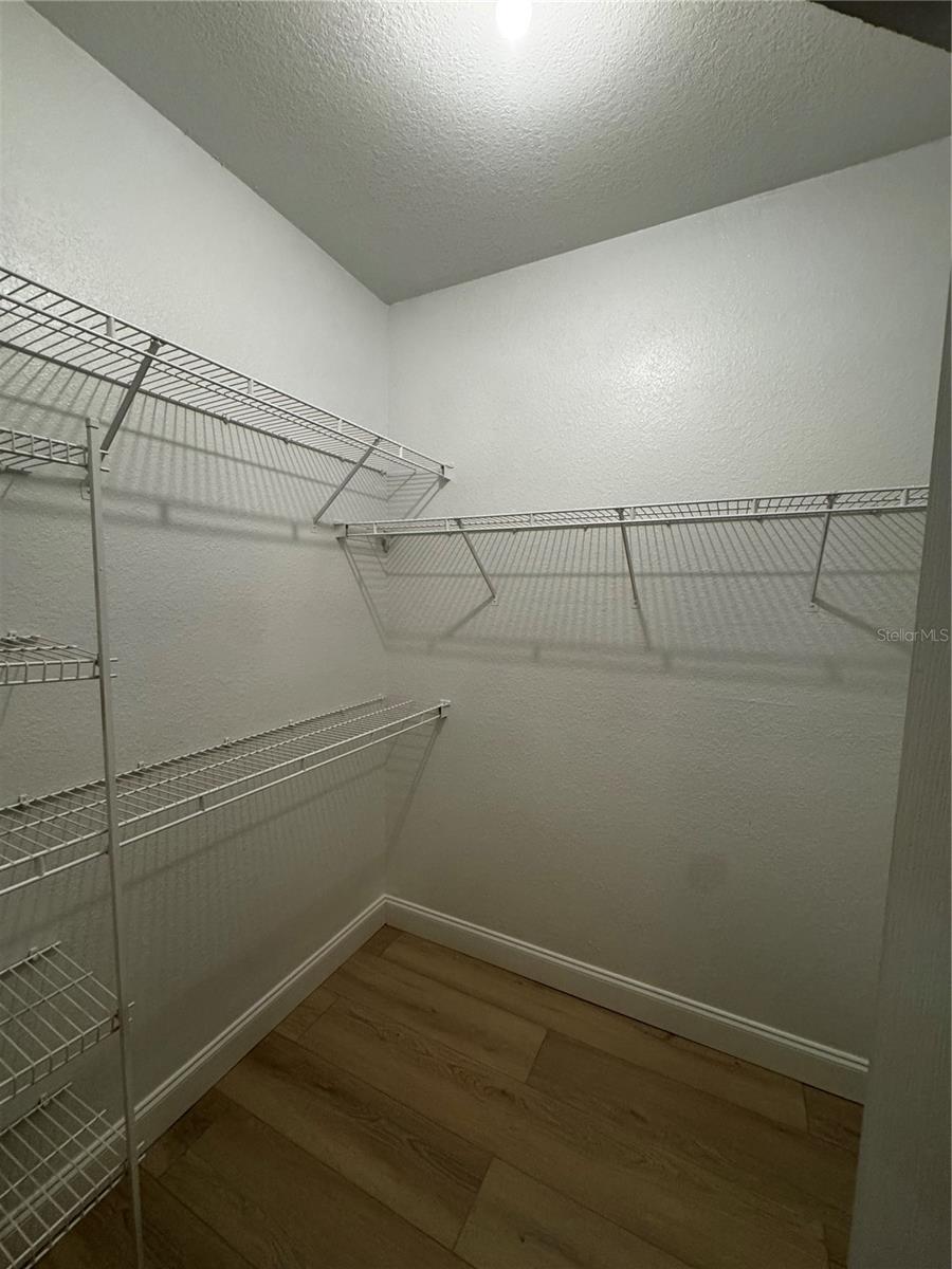 Image 6 of 7 For 5805 Legacy Crescent Place 302