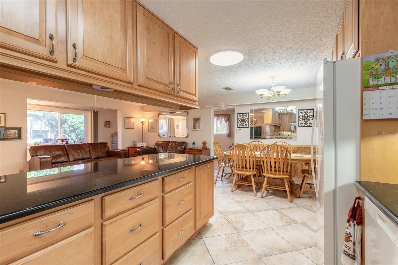 Image 15 of 59 For 935 Big Tree Road