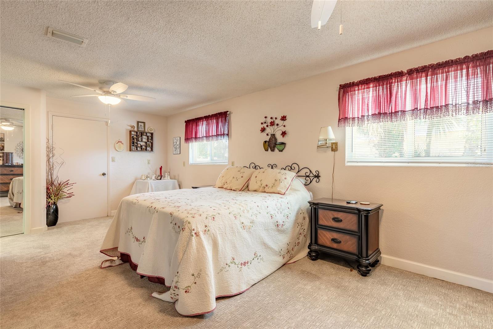 Image 20 of 59 For 935 Big Tree Road